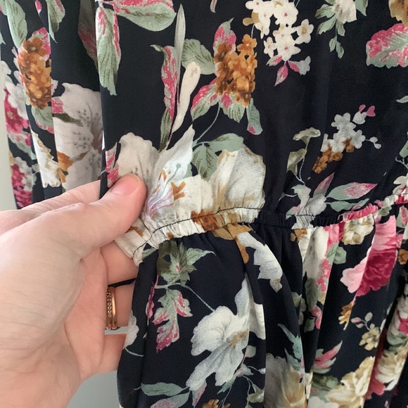 NWT Aakaa long sleeve mini dress - Picture 2 of 6